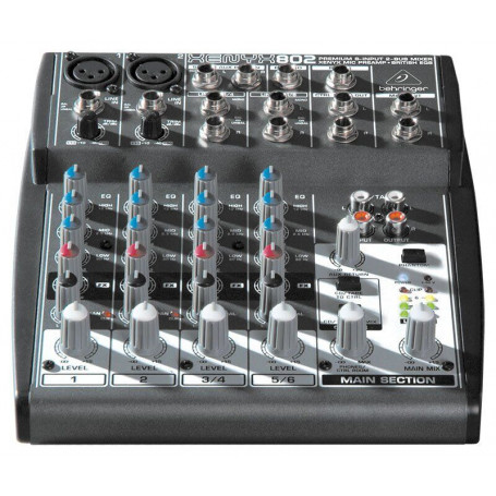 Микшерный пульт BEHRINGER XENYX 802